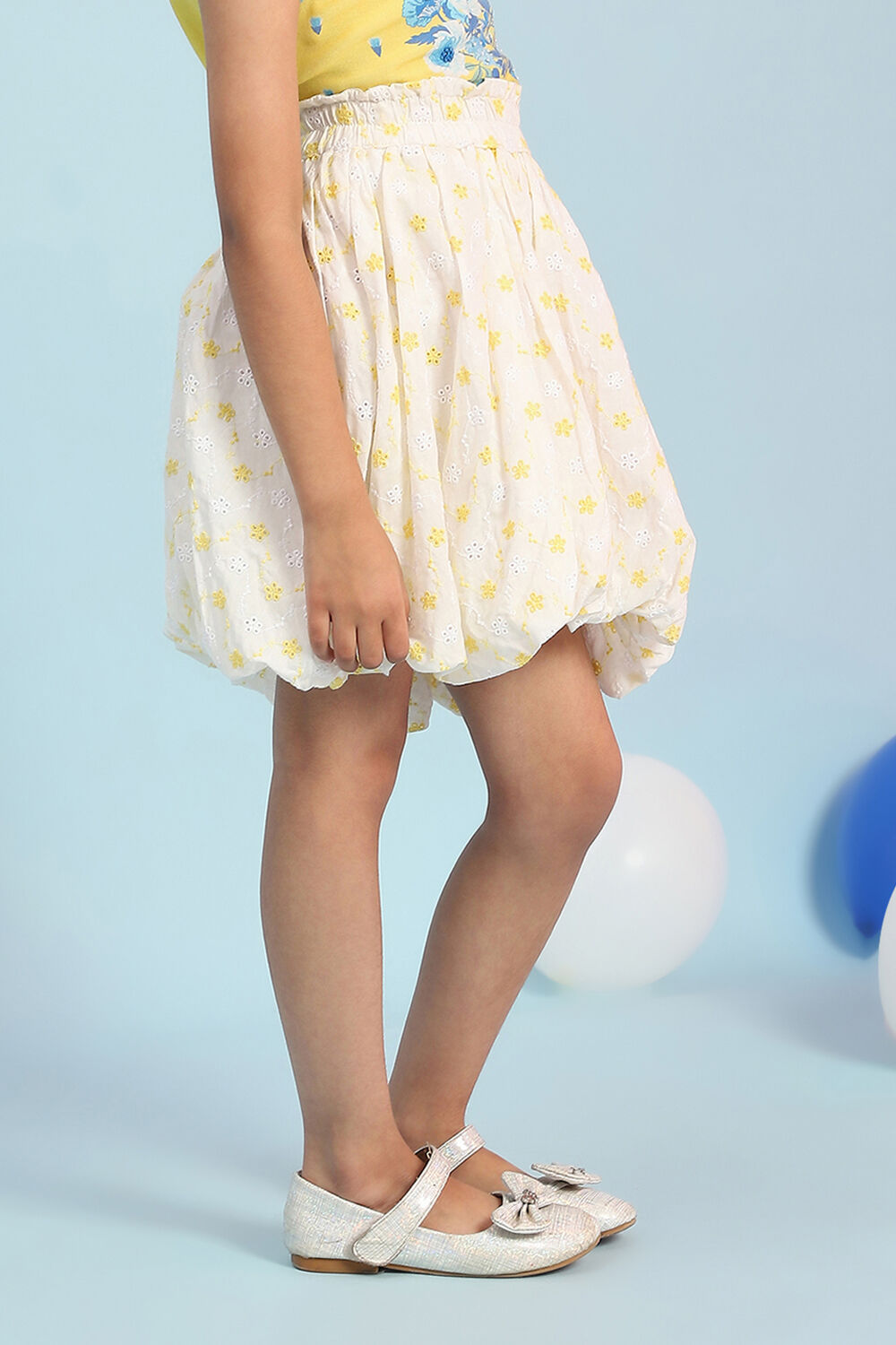 White Cotton Schiffli Skirt image number 3