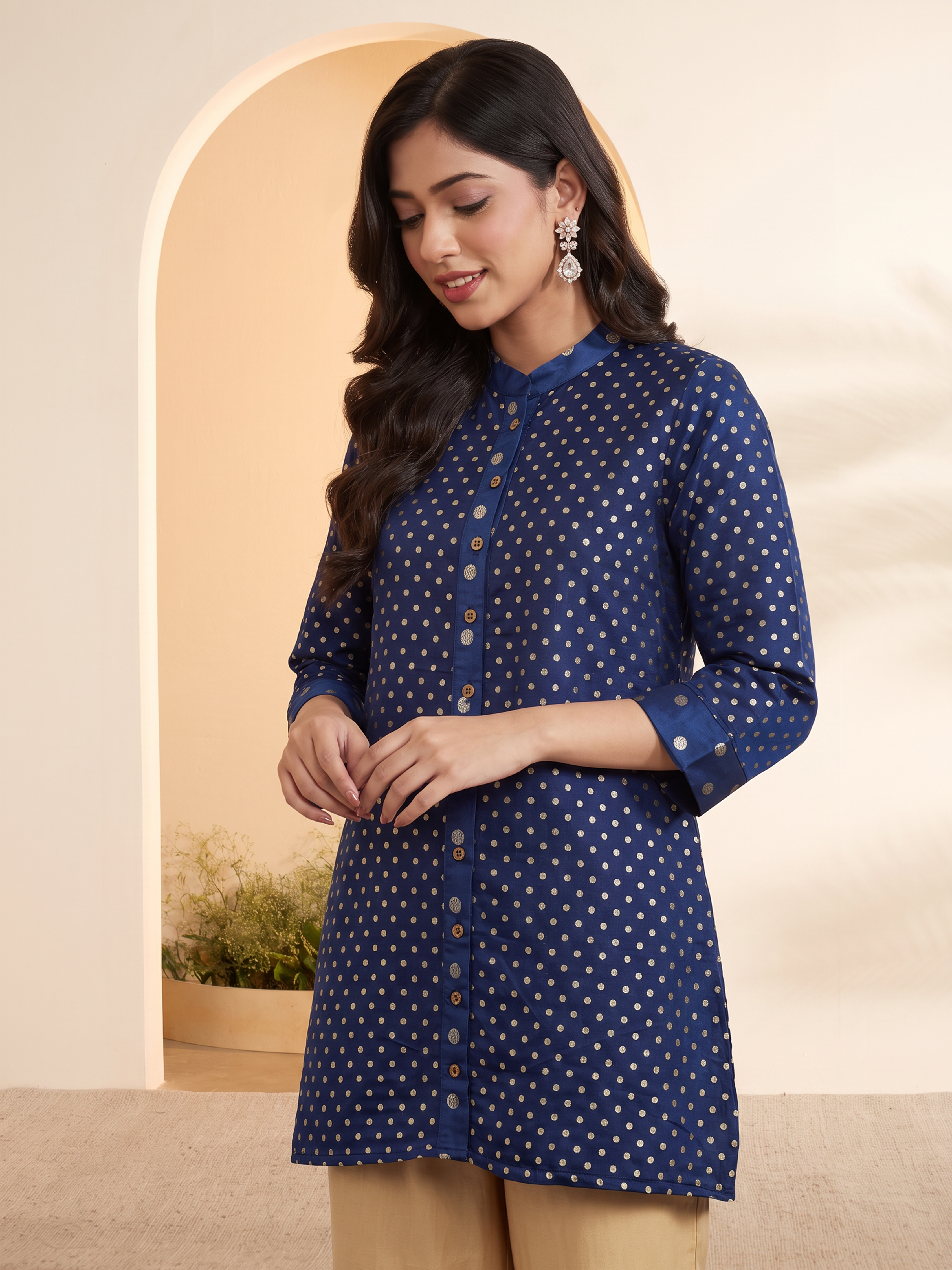 Blue Polka Dot A-Line Shirt-Style Kurti image number 3