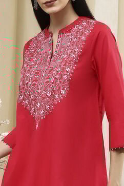 Raspberry Embroidered Straight Short Kurta image number 1
