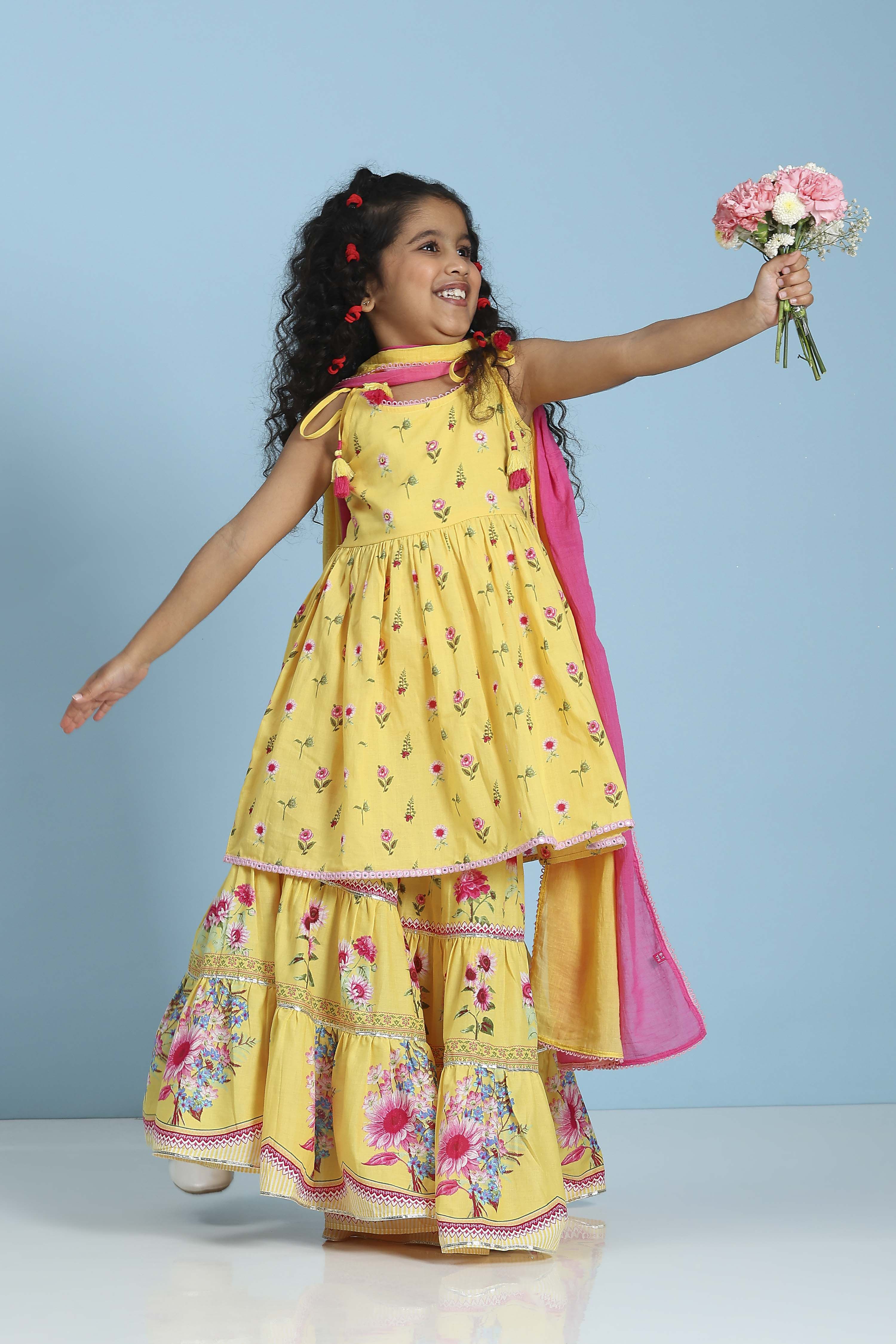 Yellow Cotton Printed Peplum Suit Set image number 6