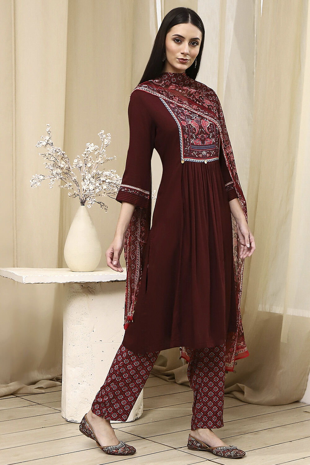 Brown Solid Gathered Straight Suit Set image number 5