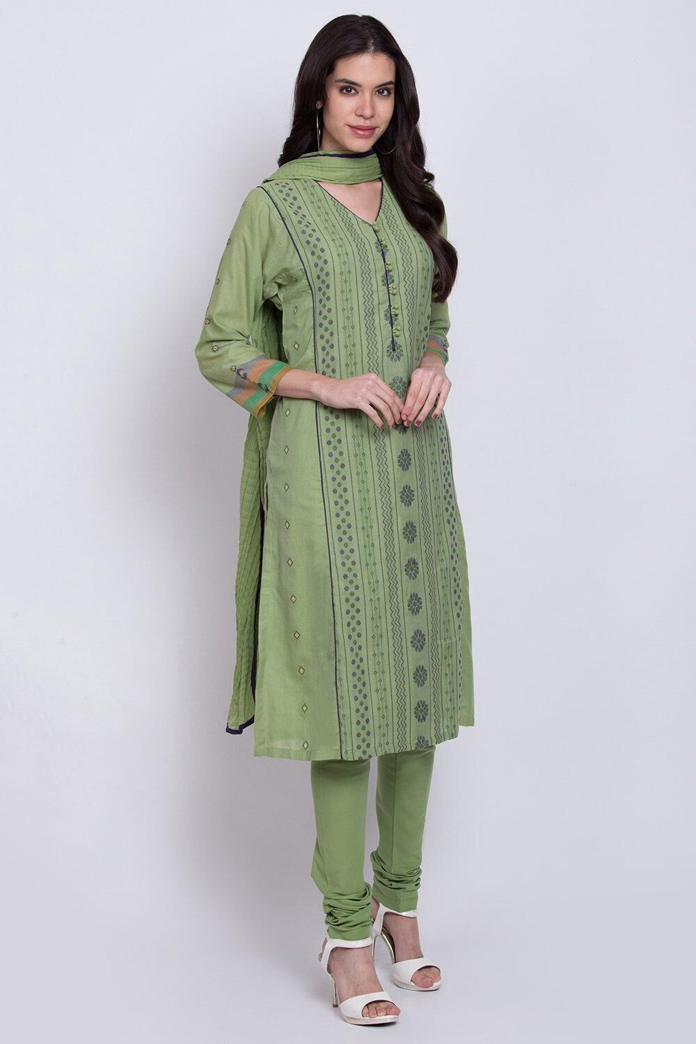 Green Straight Kurta Churidar Suit Set image number 3
