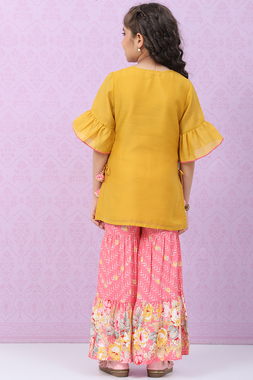 Pink & Yellow Art Silk Straight Kurta Set image number 4