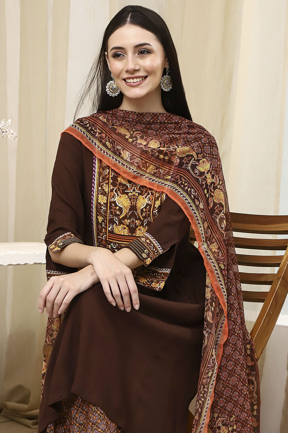 Brown Solid Gathered Straight Suit Set image number 7