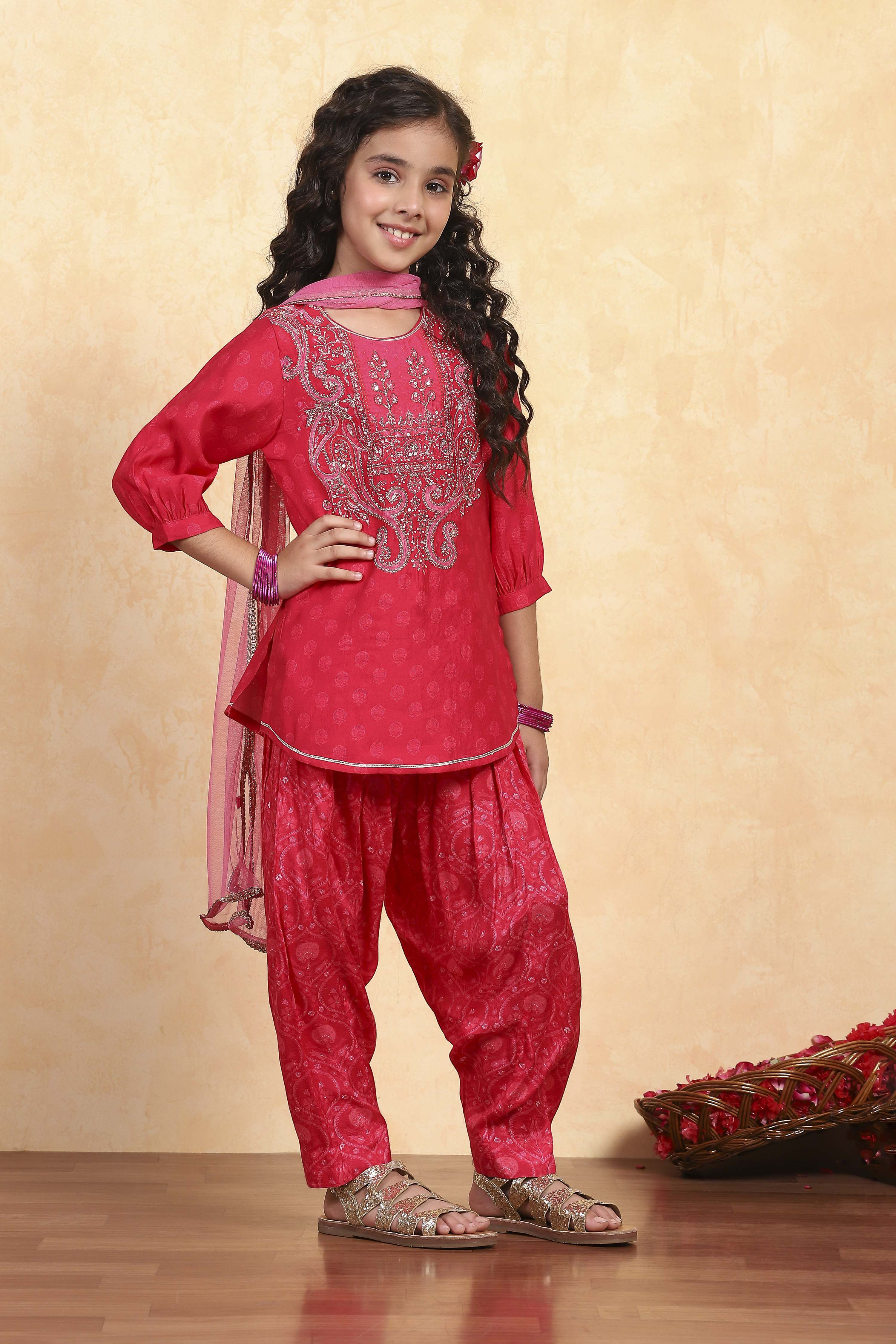Pink Cotton Blend Printed Straight Suit Set image number 5