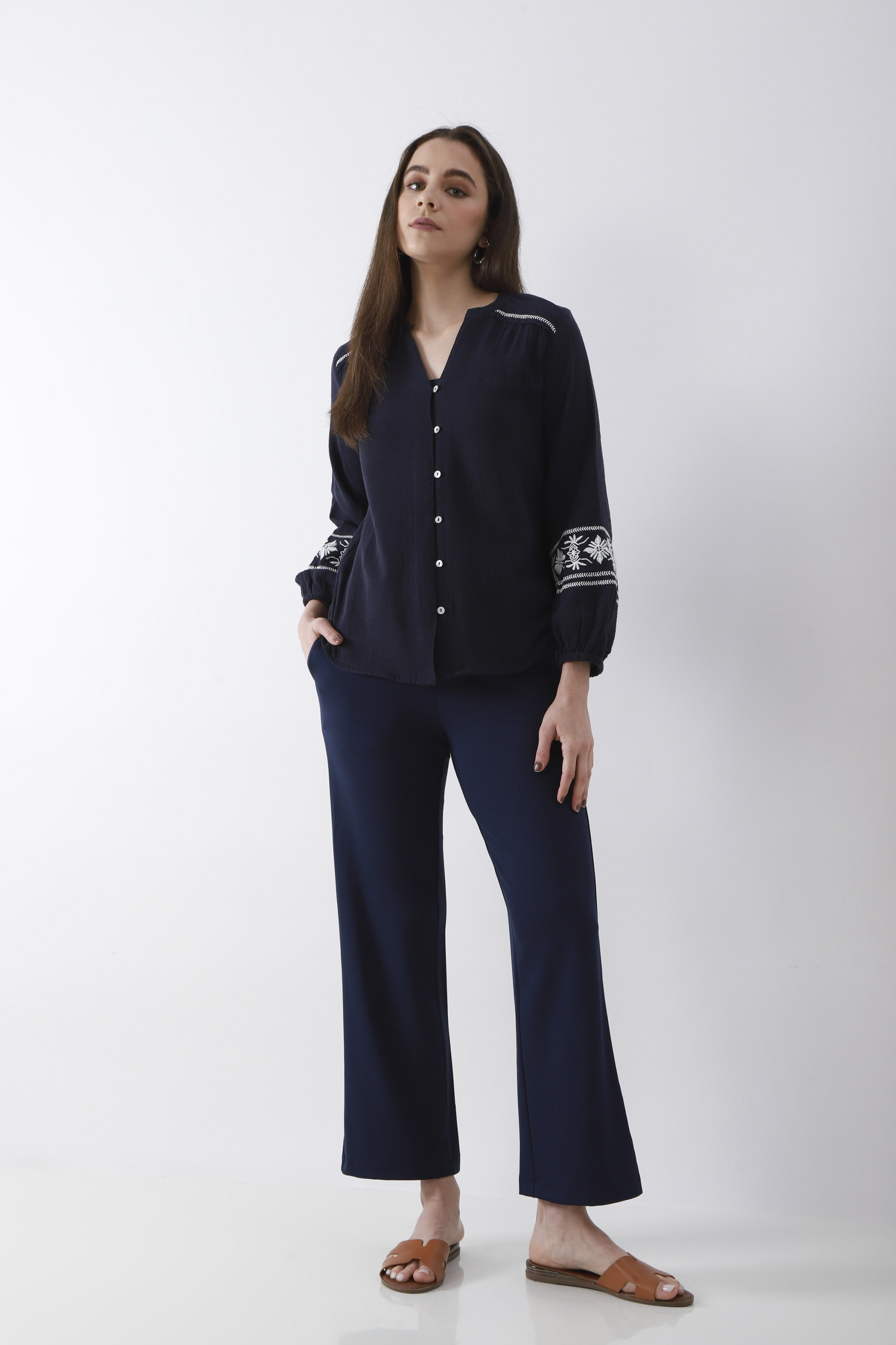 Navy Blue Solid Wide Leg Pants image number 0