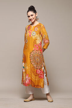 Yellow Rayon Straight Printed Kurta image number 5