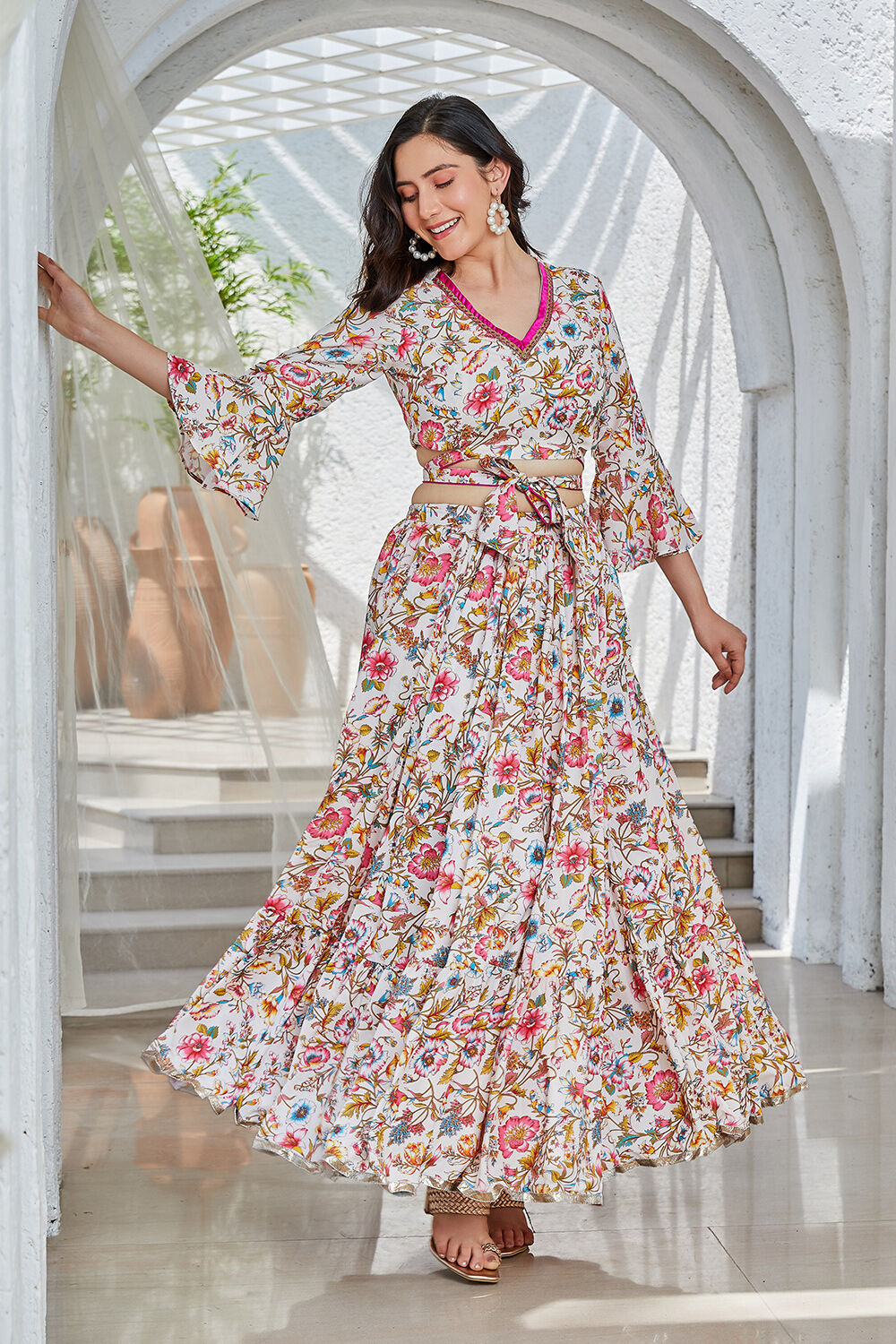 Off-White & Pink Floral Printed Flared Lehenga Set image number 4