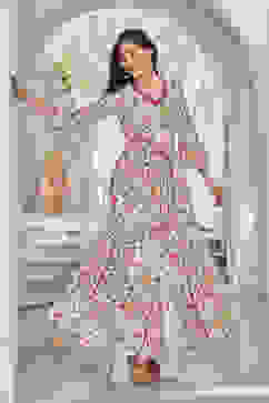 Off-White & Pink Floral Printed Flared Lehenga Set image number 4