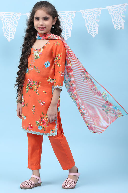 Orange Art Silk Straight Kurta Regular Pant Suit Set image number 7
