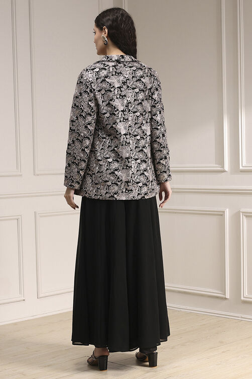 Black Polyester Fitted Embroidered Fusion Set image number 4