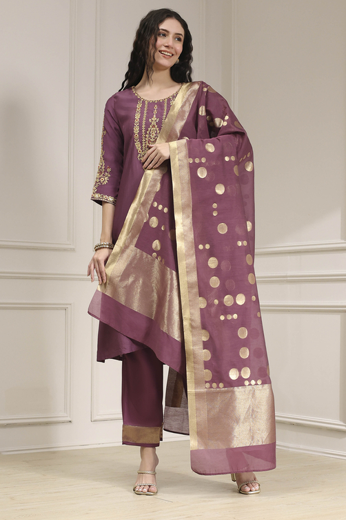 festive outfits for women