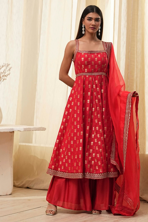 red suit for karwa chauth