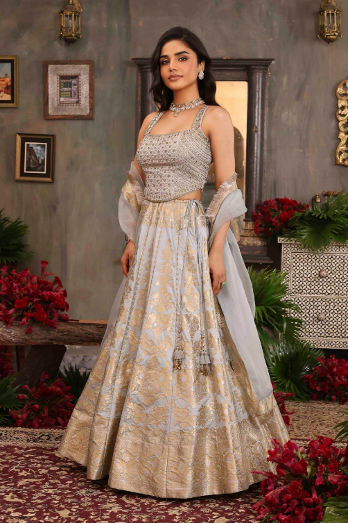 diwali-outfit-ideas-for-women