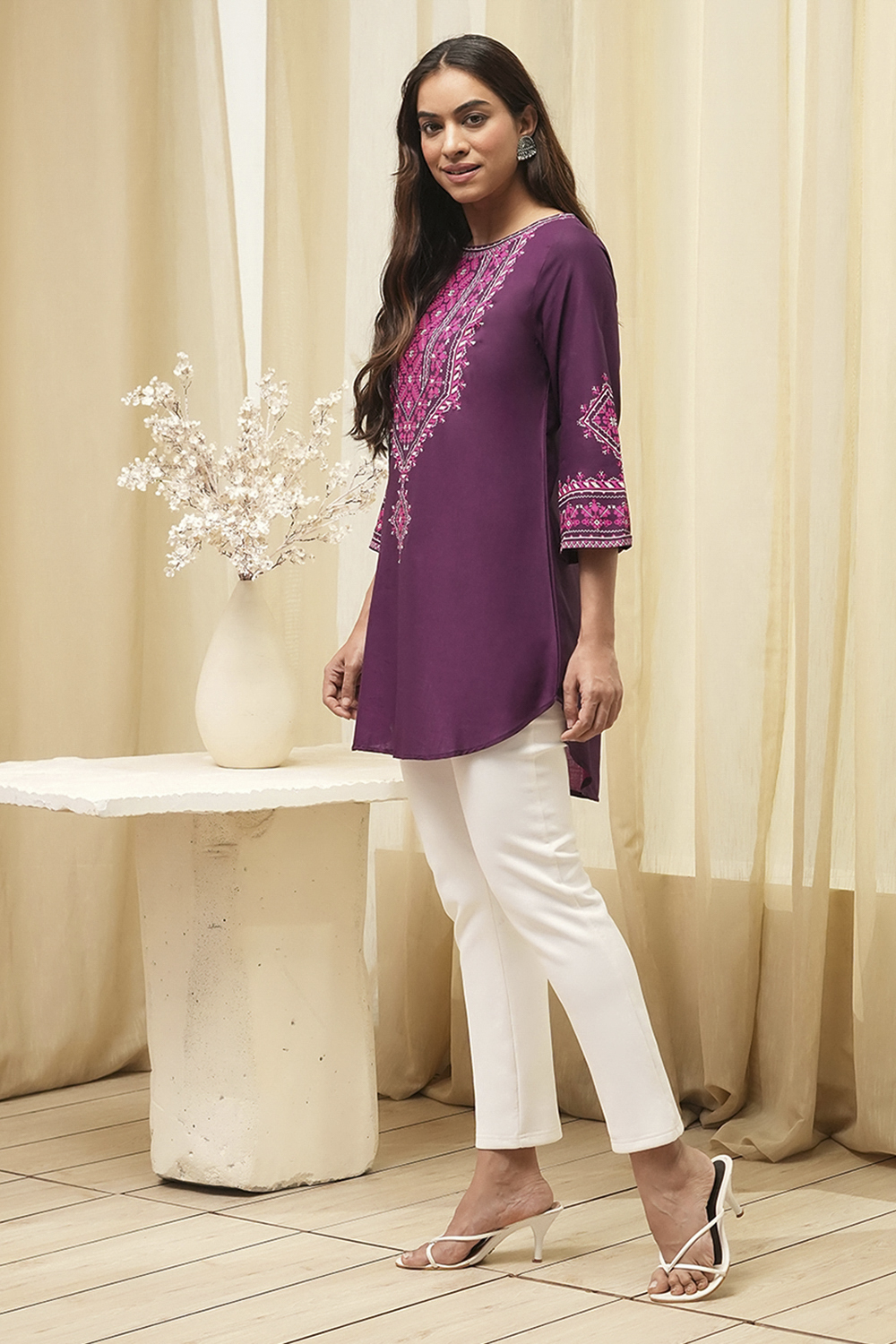Purple Straight Short Kurta image number 2