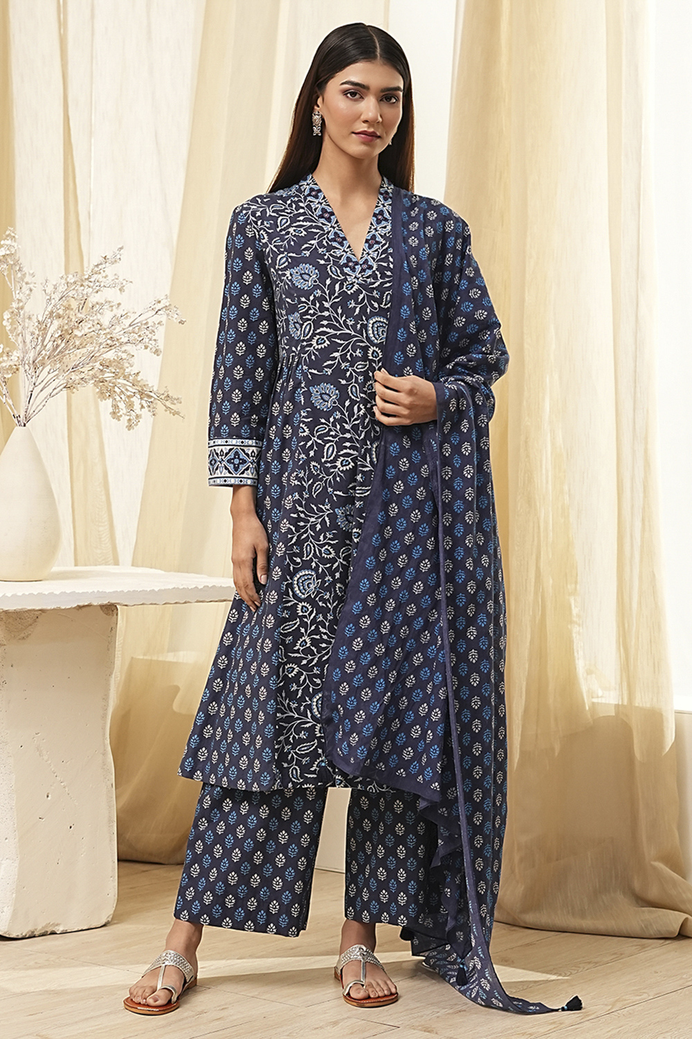 Indigo Pure Cotton Straight Suit Set image number 6