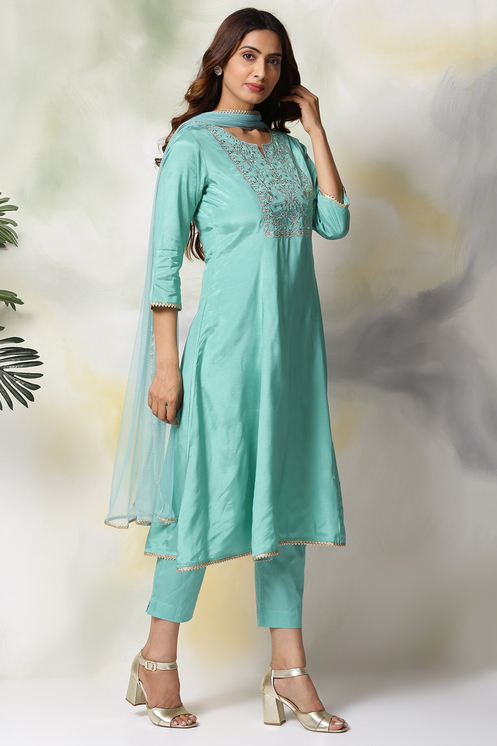 Mehandi Green Viscose Kalidar Kurta Slim Pants Suit Set image number 5