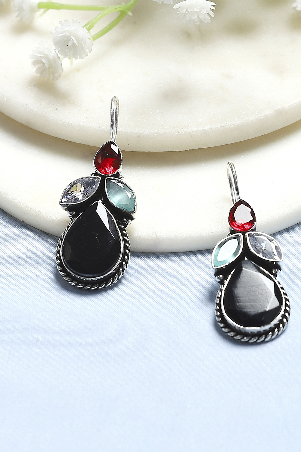 Black Brass Drop & Danglers image number 0
