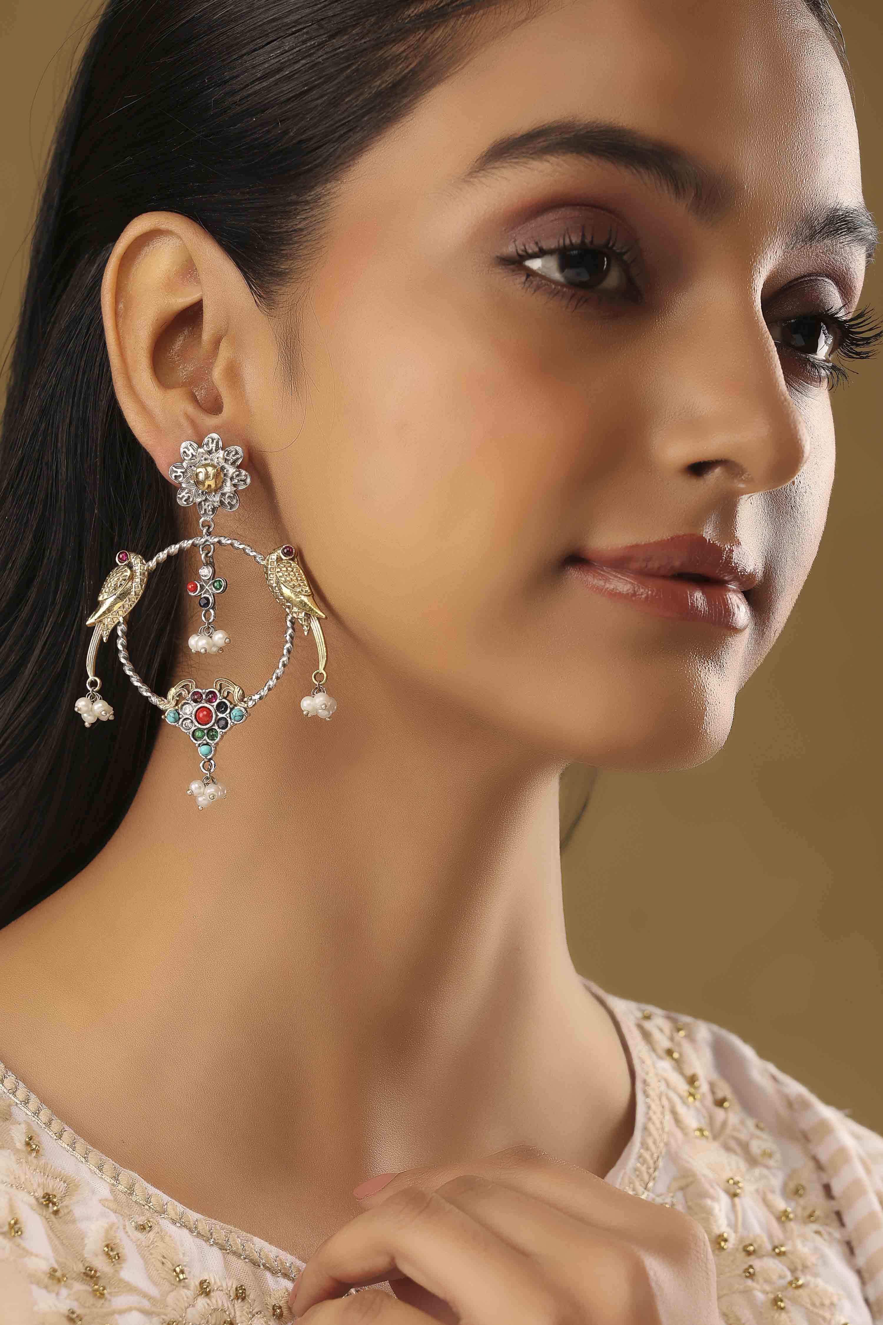 Multicolour Stone Earrings image number 3