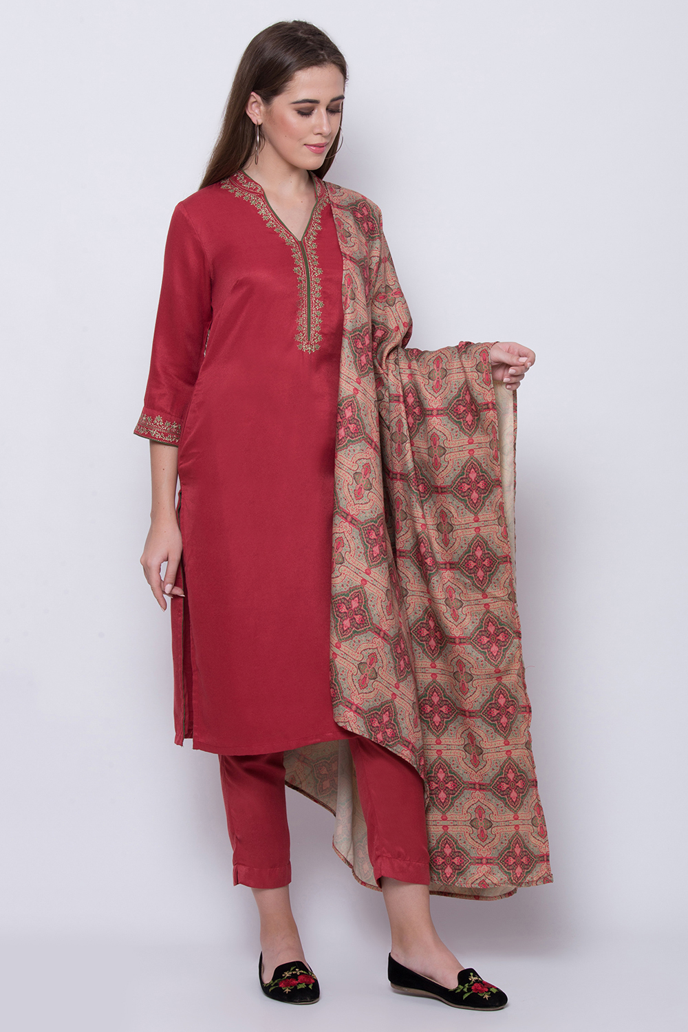 Pink Art Silk Straight Kurta Slim Pant Suit Set image number 3