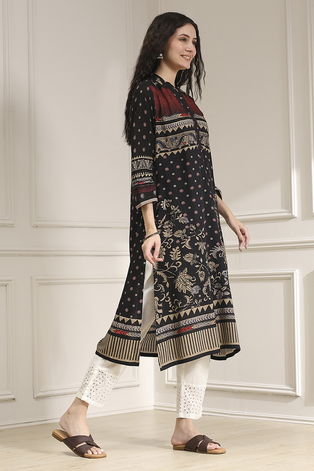 Black Viscose Rayon Straight Printed Kurta image number 4