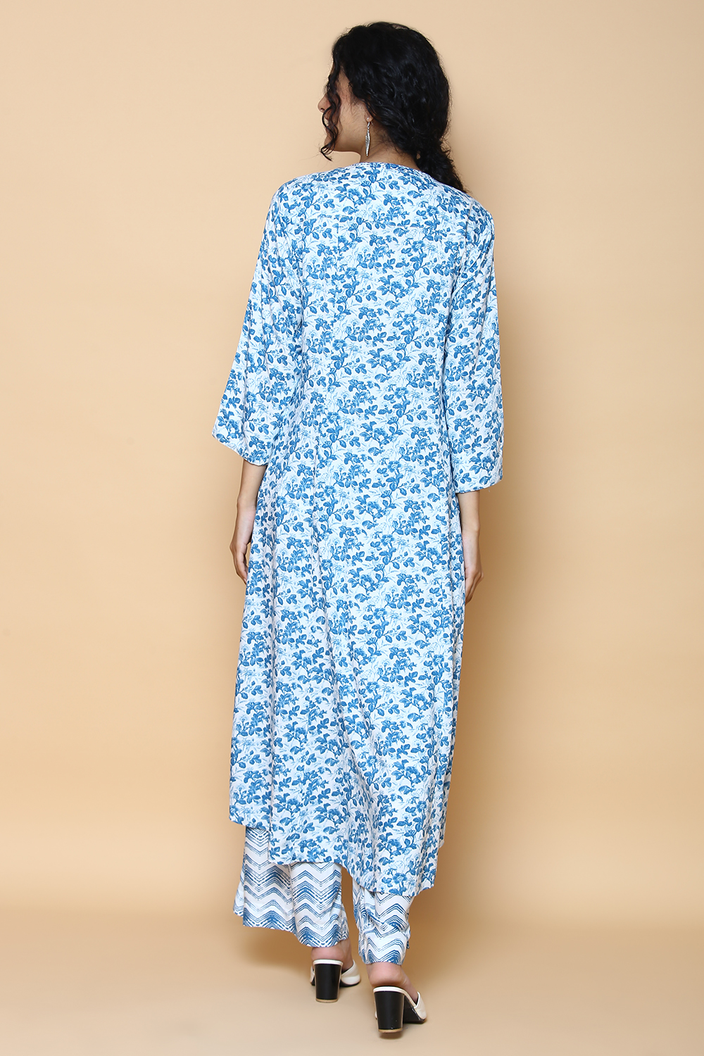 Blue Rayon Straight Kurta Pants Set image number 4