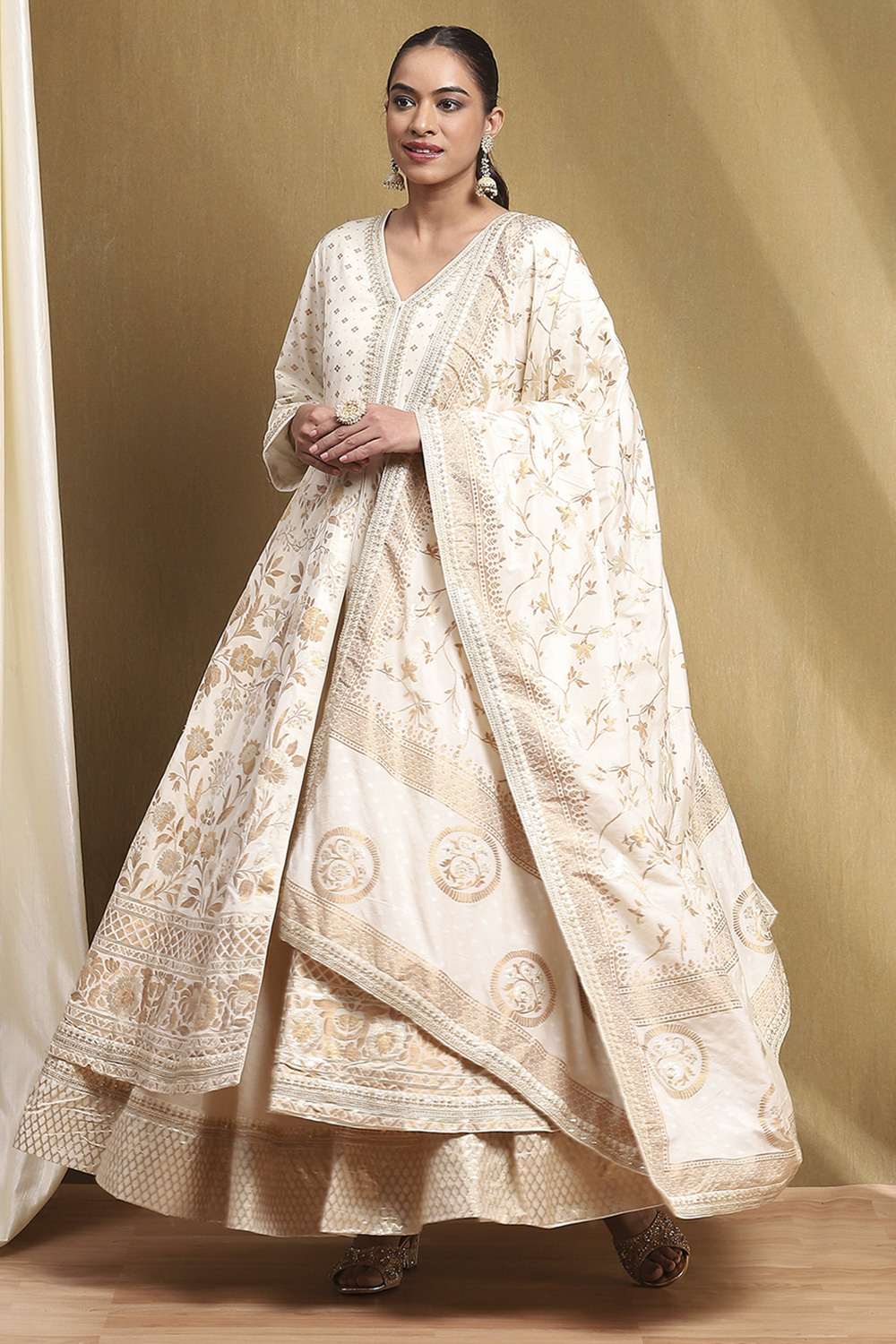 Off-white Brocade Anarkali Suit Set image number 0