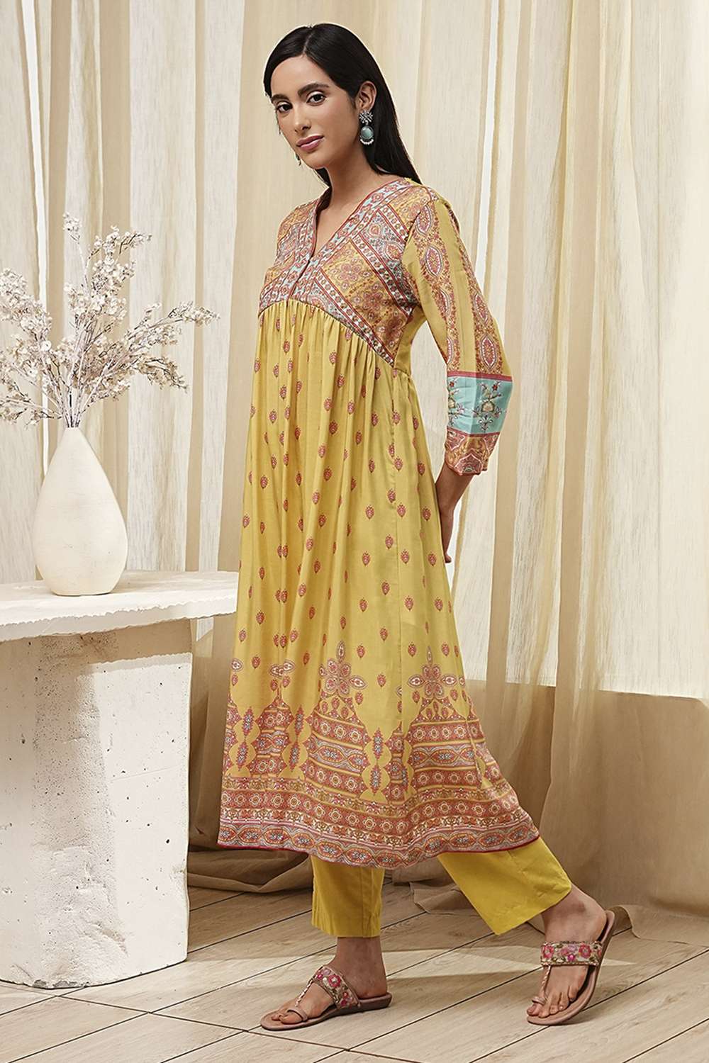 Green Modal Blend Gathered Printed Fusion Set image number 3