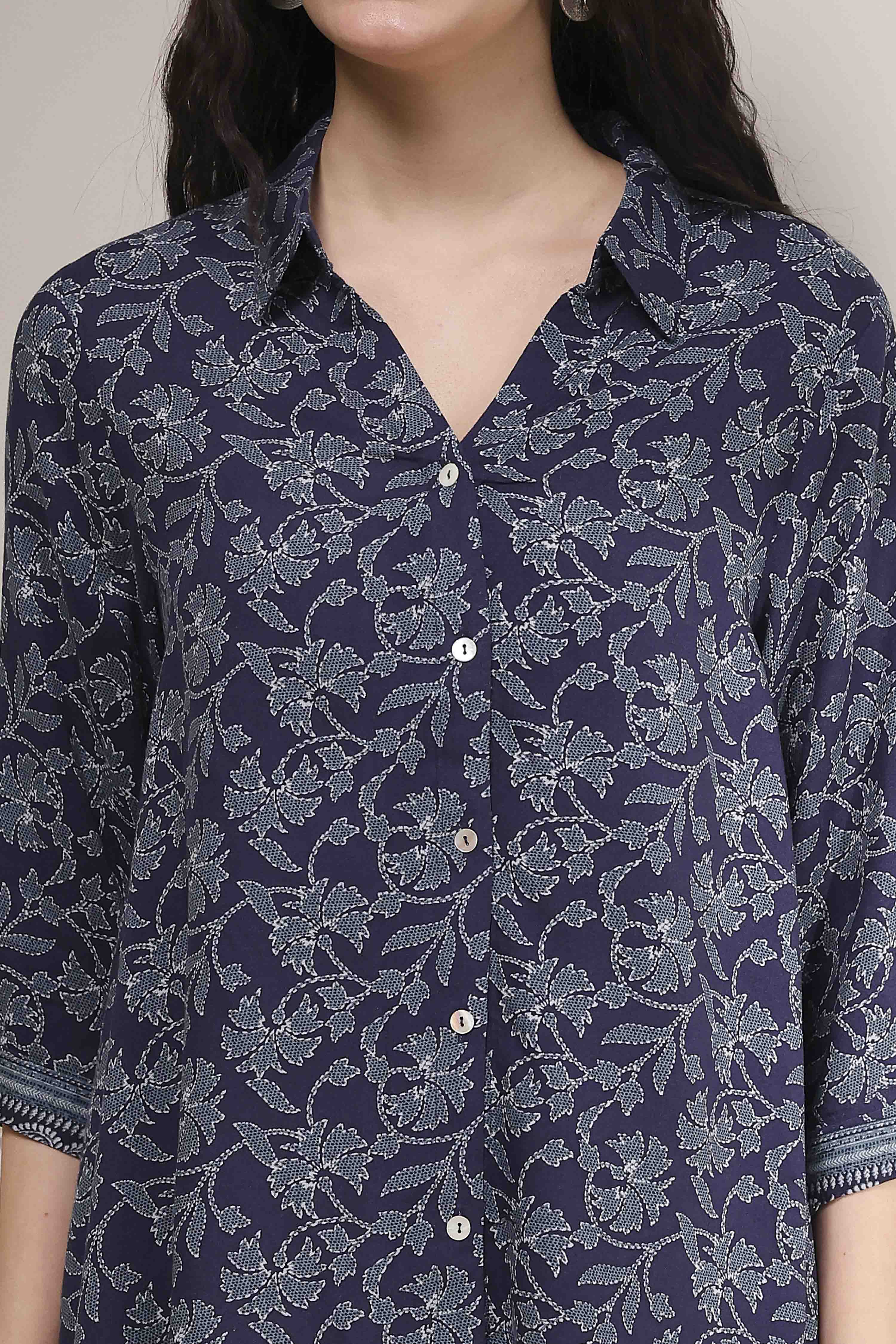 Blue Printed Relaxed Fit Shirt image number 1