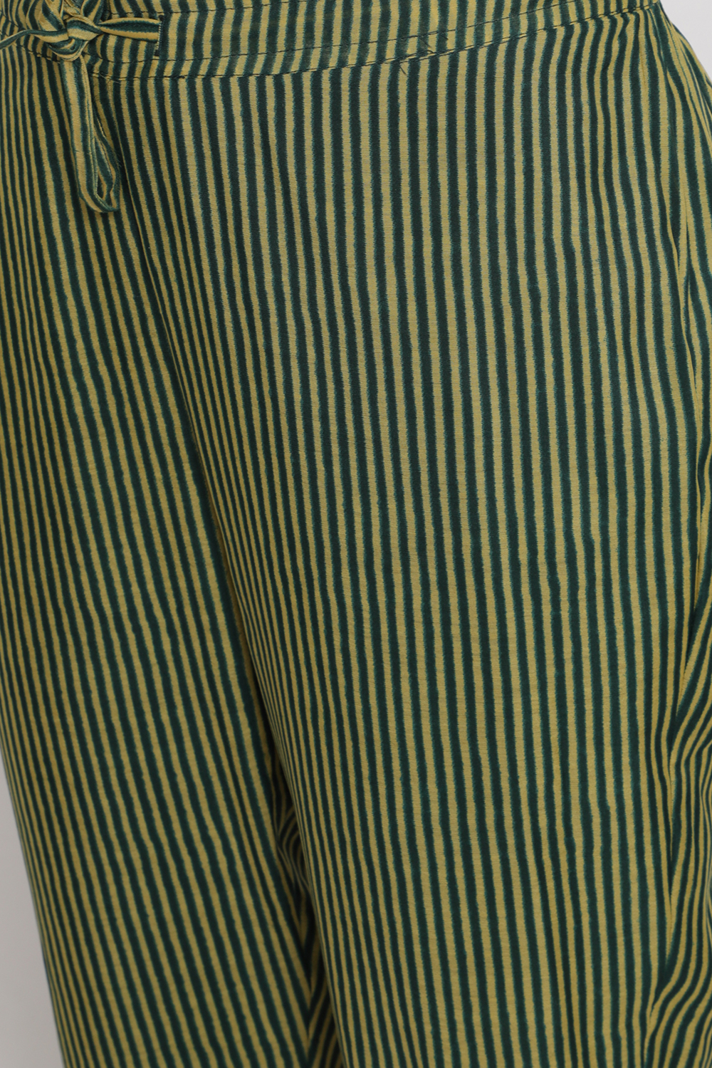 Green Art Silk A Line Kurta Pants Set image number 4