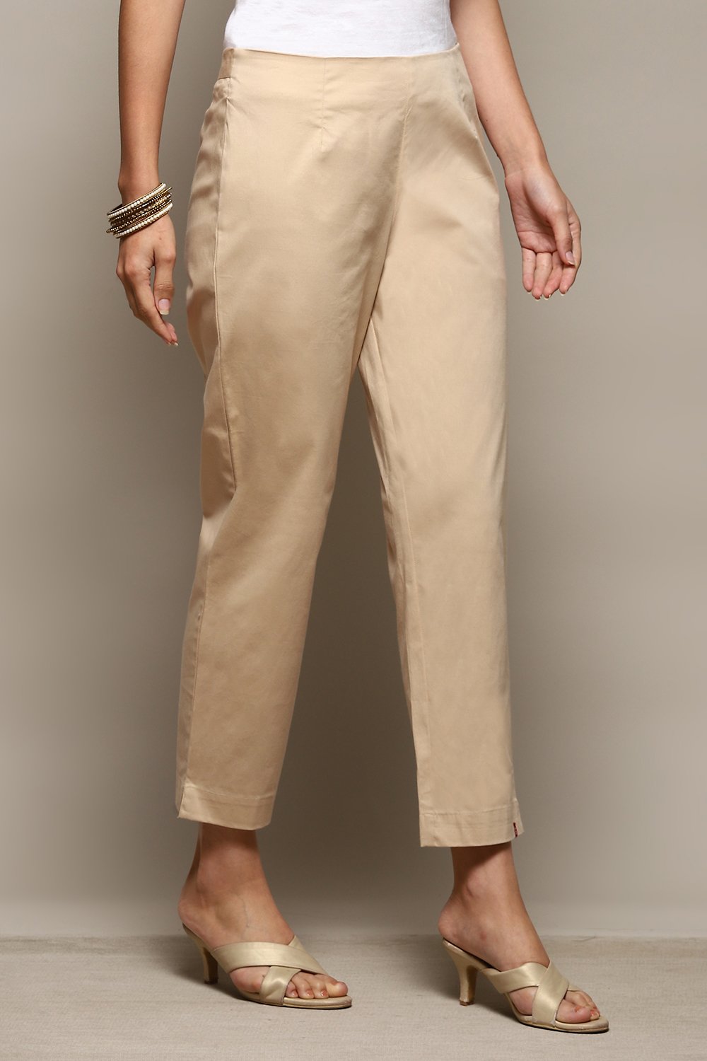 Beige Cotton Slim Solid Pants image number 3