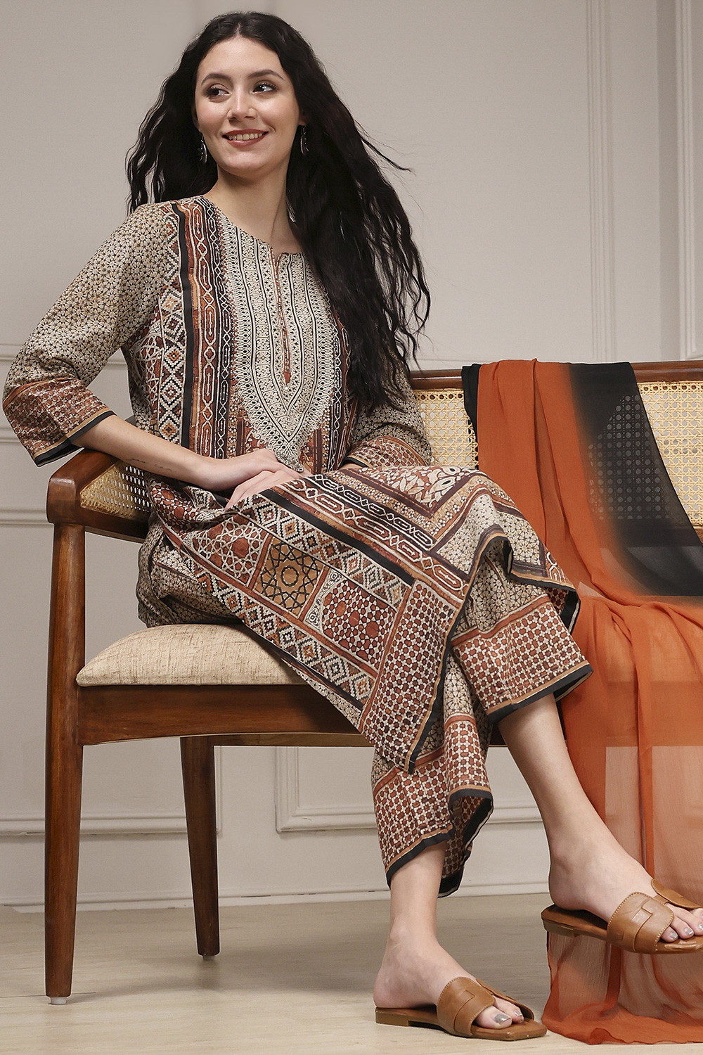 Brown Cotton Printed Straight Suit Set image number 0