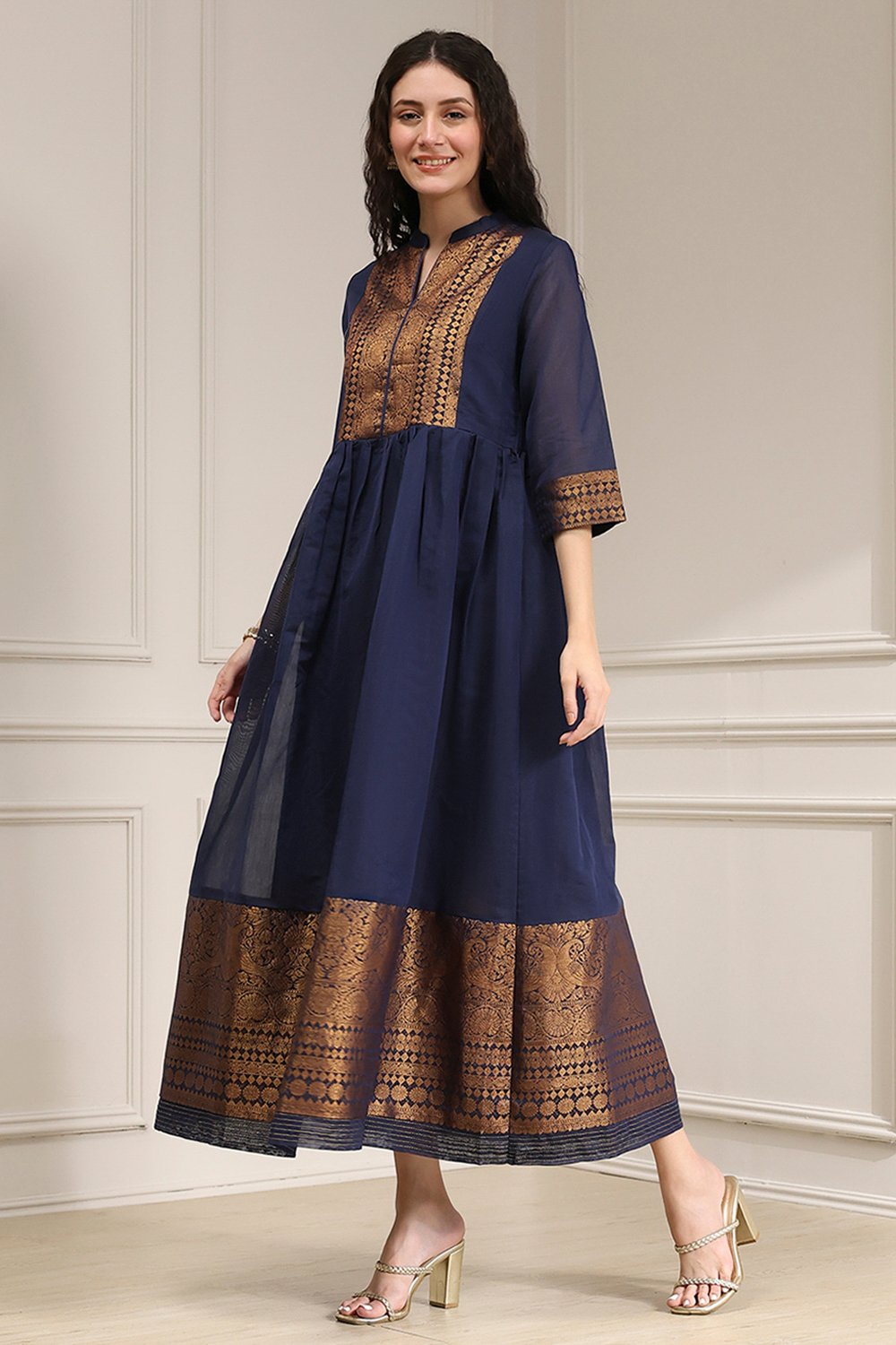 Green Yarn-Dyed Flared Kurta image number 2