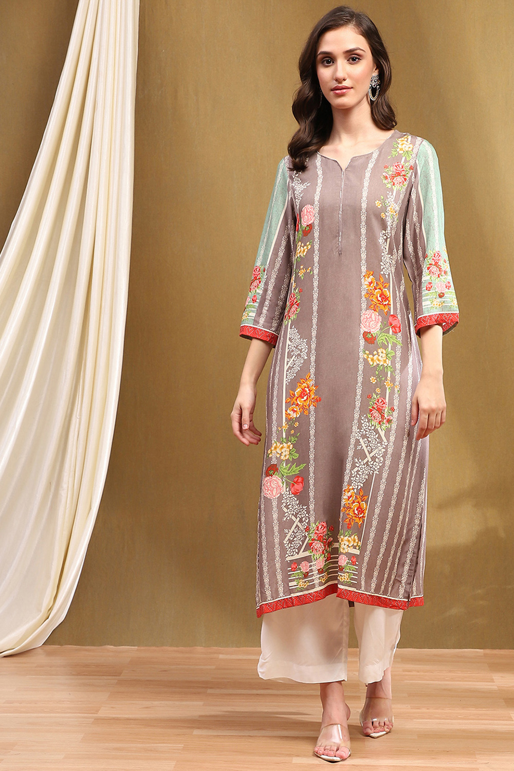 Grey Floral Block-Printed Regular Fit Straight Kurta image number 5