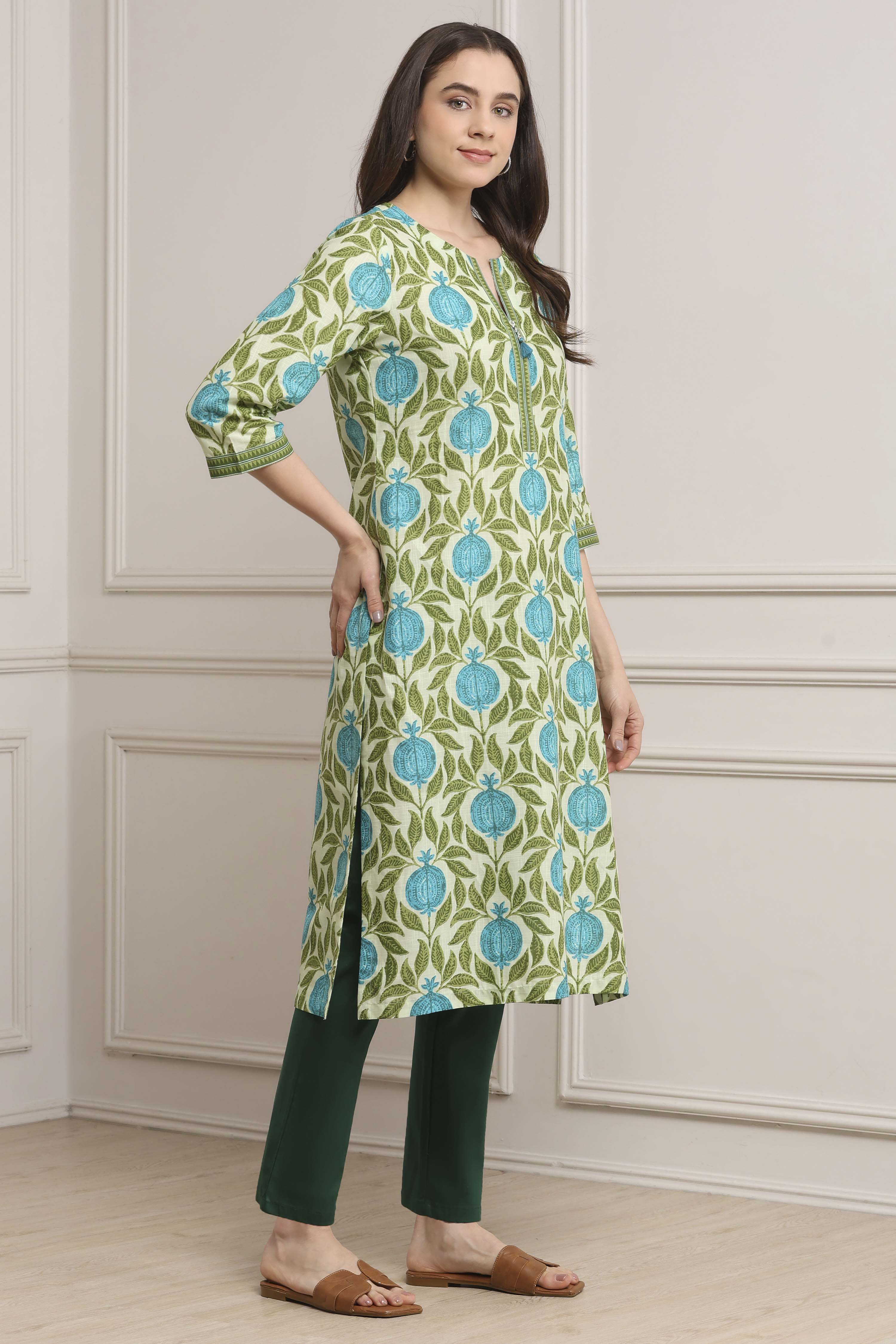 Cream-Colored Cotton Printed Straight Kurta image number 4