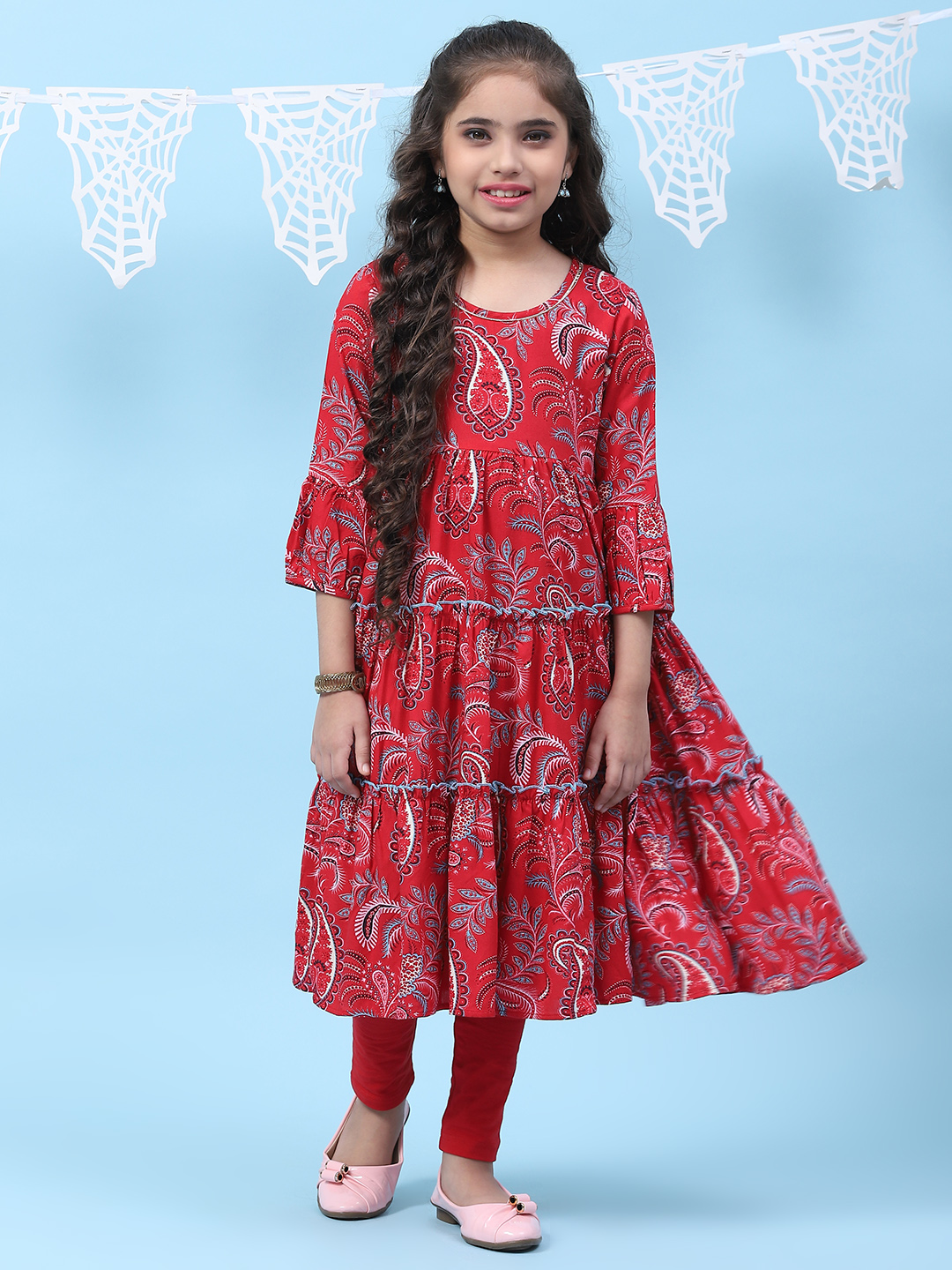 Red Rayon Tiered Printed Kurta image number 0