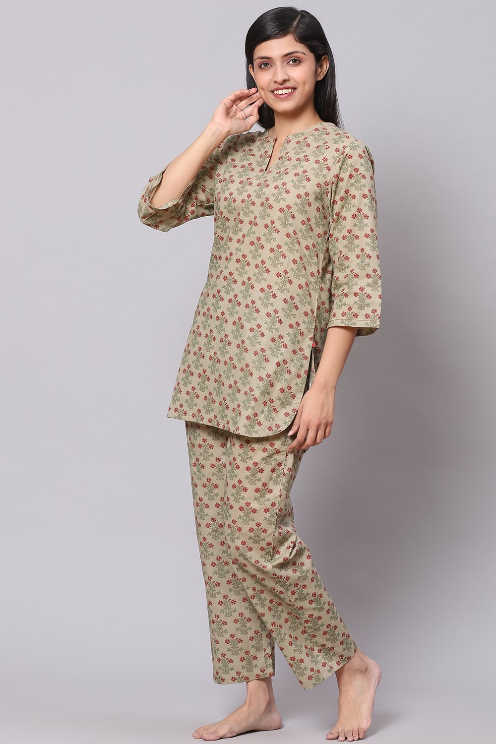 Green Straight Cotton Three Piece Printed Sleepwear Set image number 5