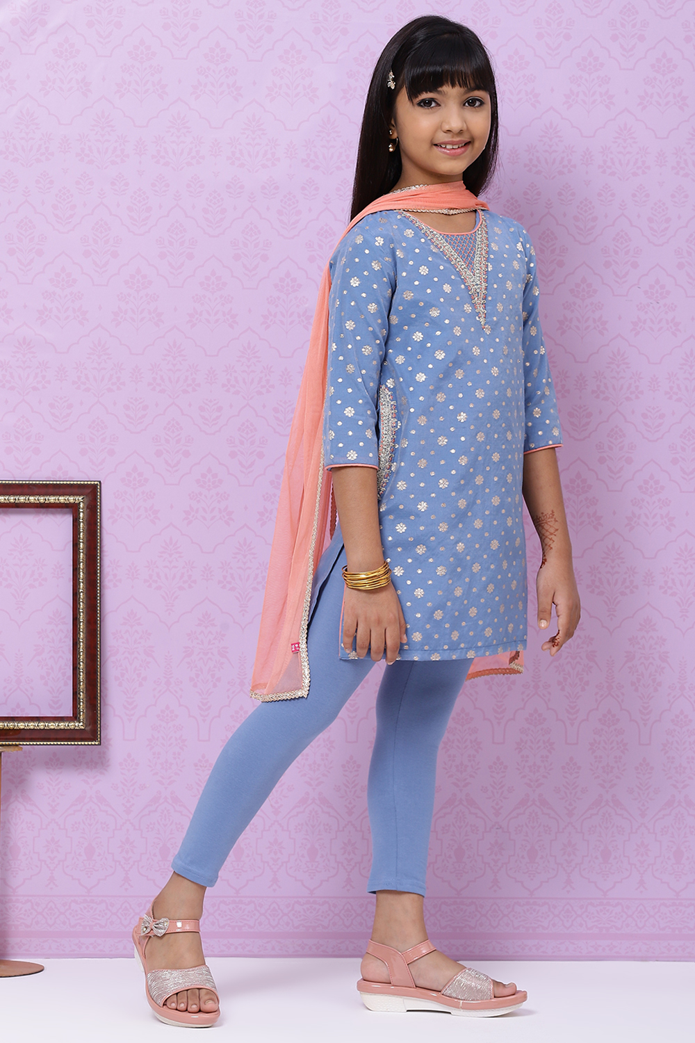 Blue Poly Metallic Cotton Girls Straight Kurta Legging Suit Set image number 6