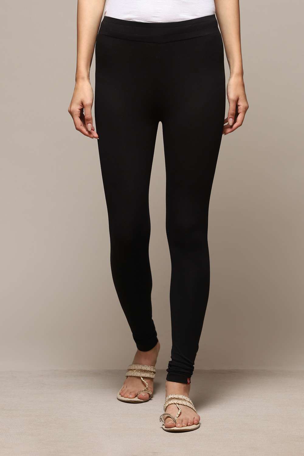 Black Cotton Blend Solid Leggings