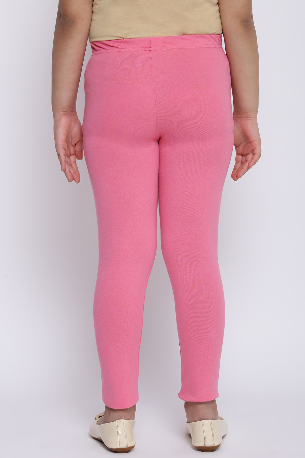 Bubblegum Pink Cotton Lycra Solid Leggings image number 4