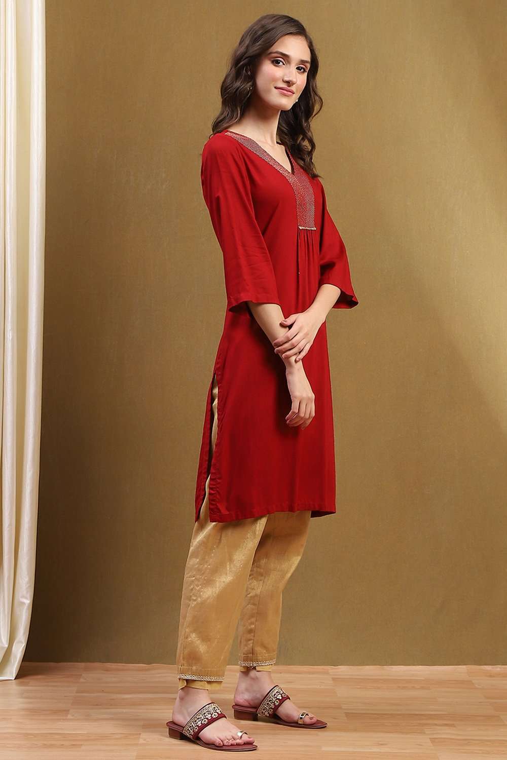 Bottle Green Solid Gathered Straight Kurta image number 4