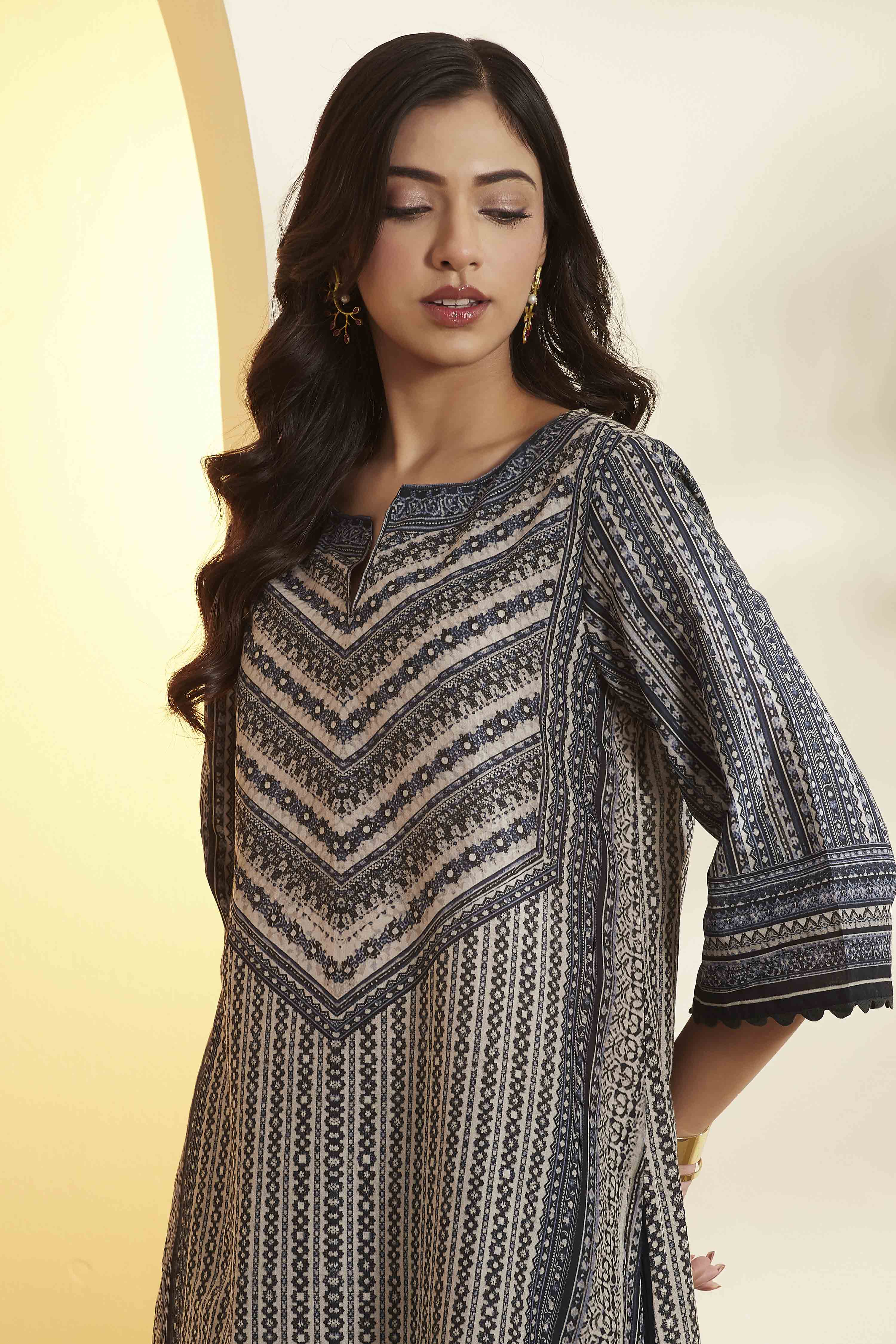 Black Cotton Straight Kurta image number 1