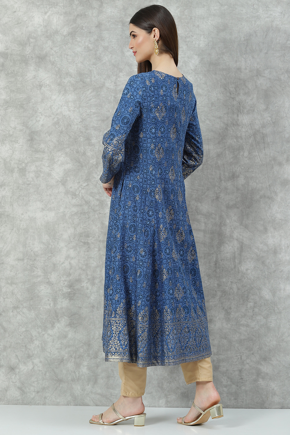 Blue Rayon A-Line Printed Kurta image number 4