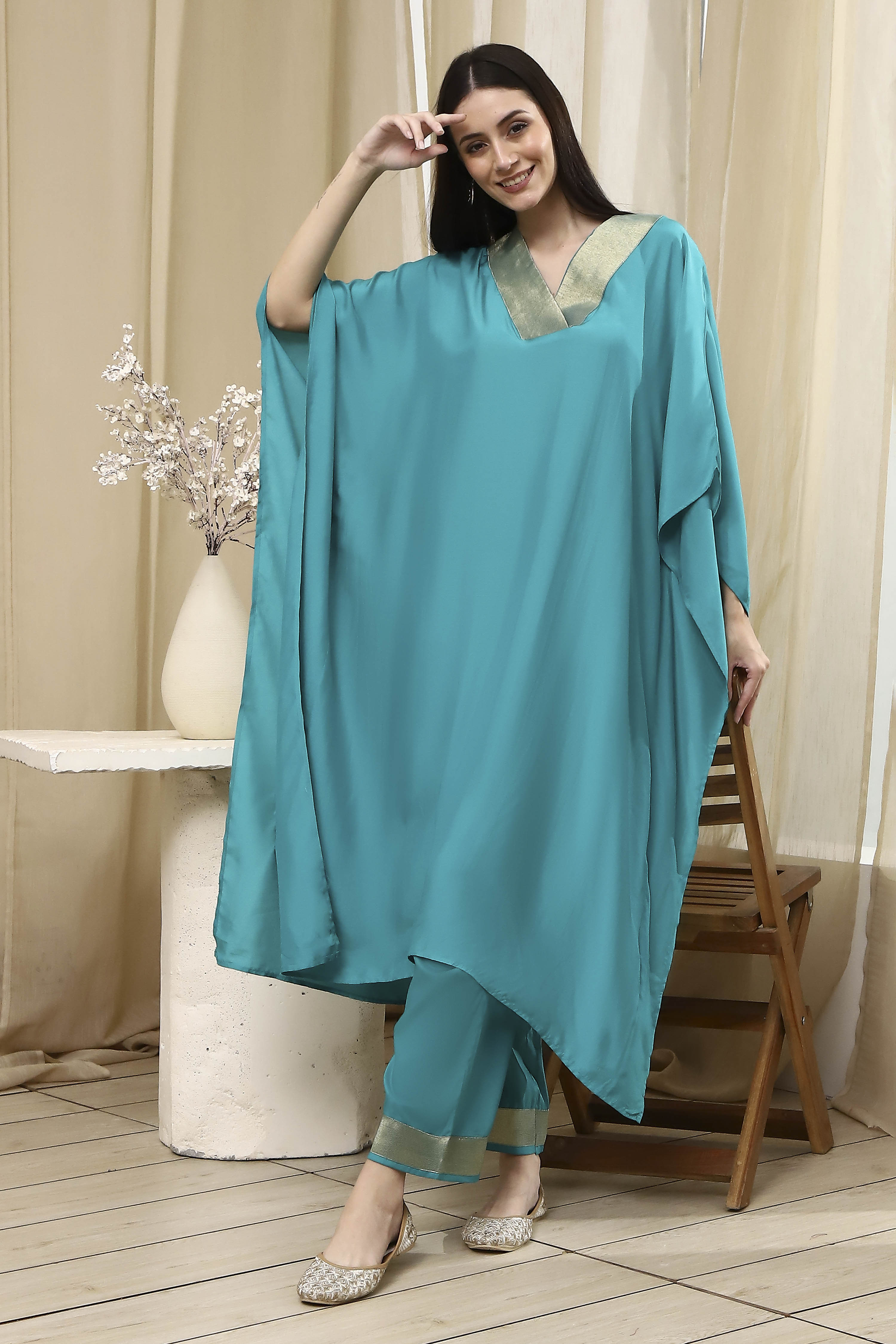 Mauve Solid Kaftan-Style Kurta Set image number 0
