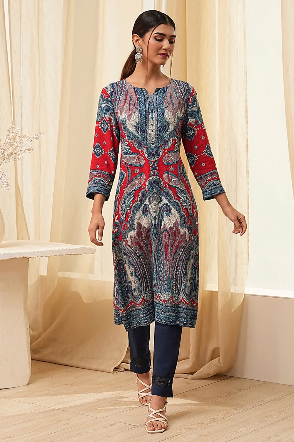 Red and Blue Printed Straight Kurta image number 1