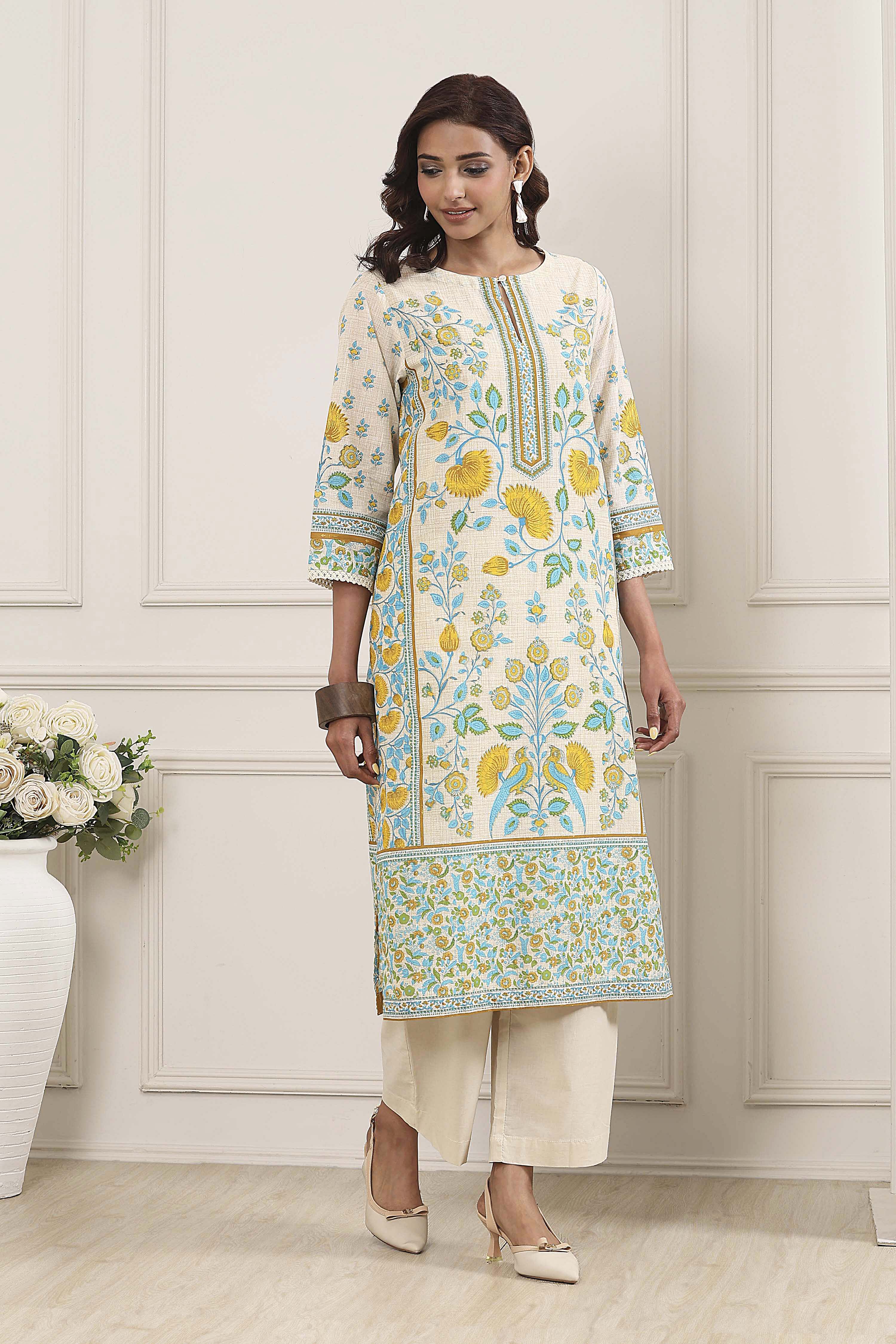 Off-White Cotton Printed Straight Kurta image number 4
