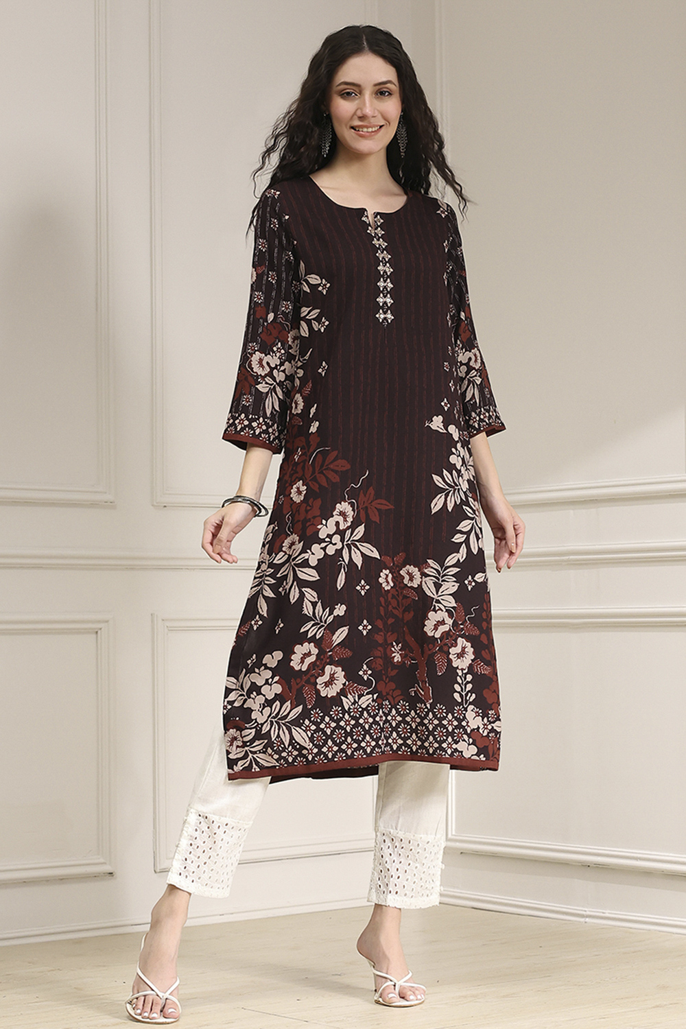 Berry Maroon Printed Straight Kurta image number 5