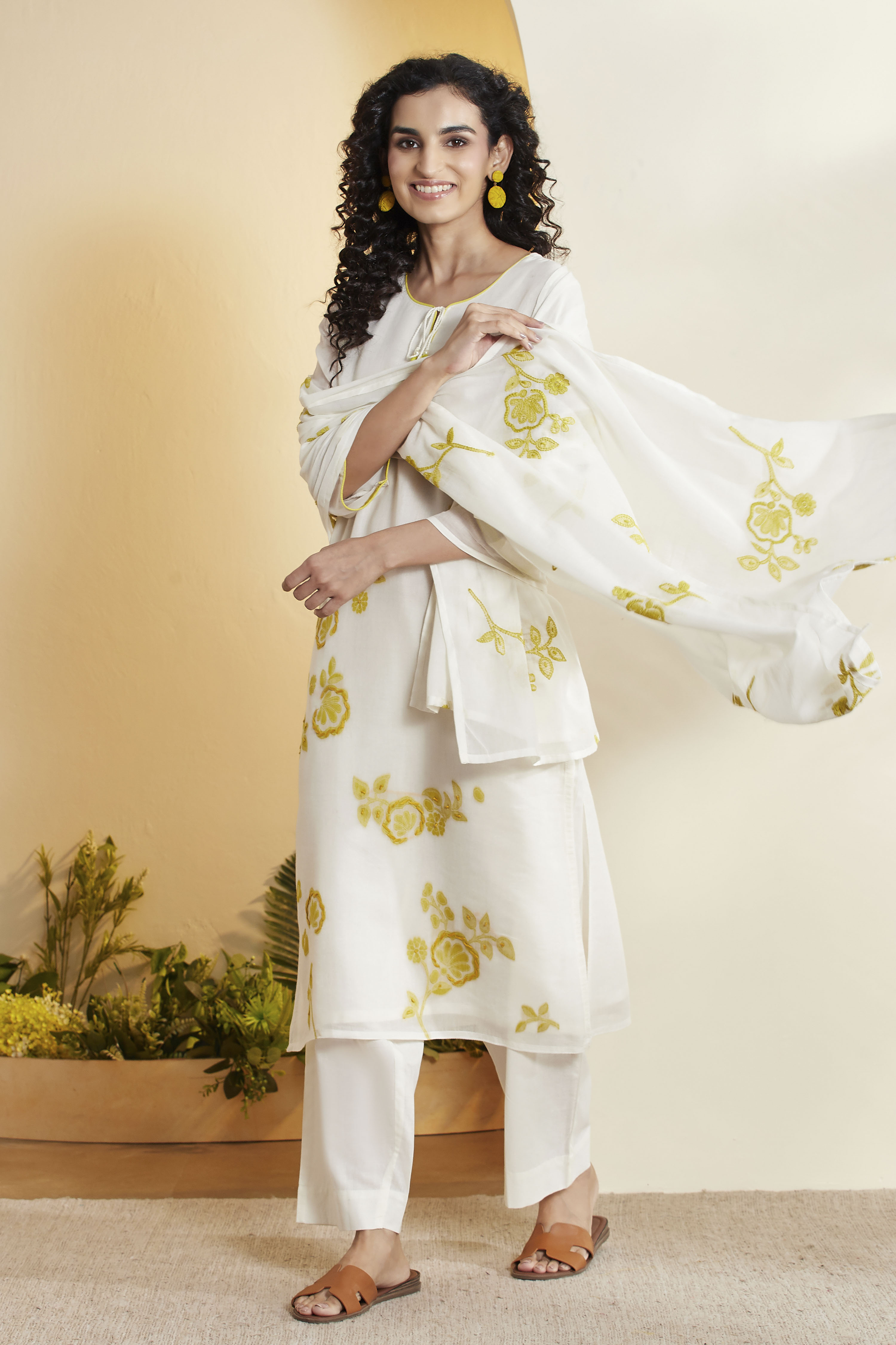 White & Red Viscose Rayon Floral Embroidered Kurta Set image number 0