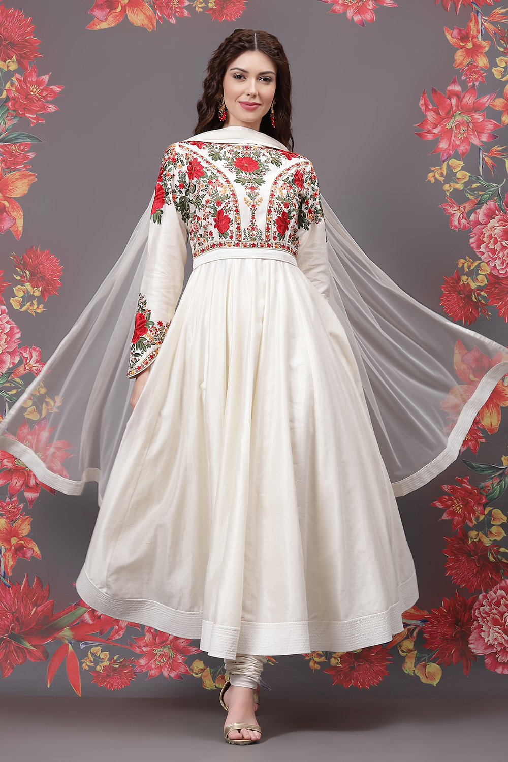 Ivory Cotton Silk Anarkali Yarndyed Suit Set image number 5