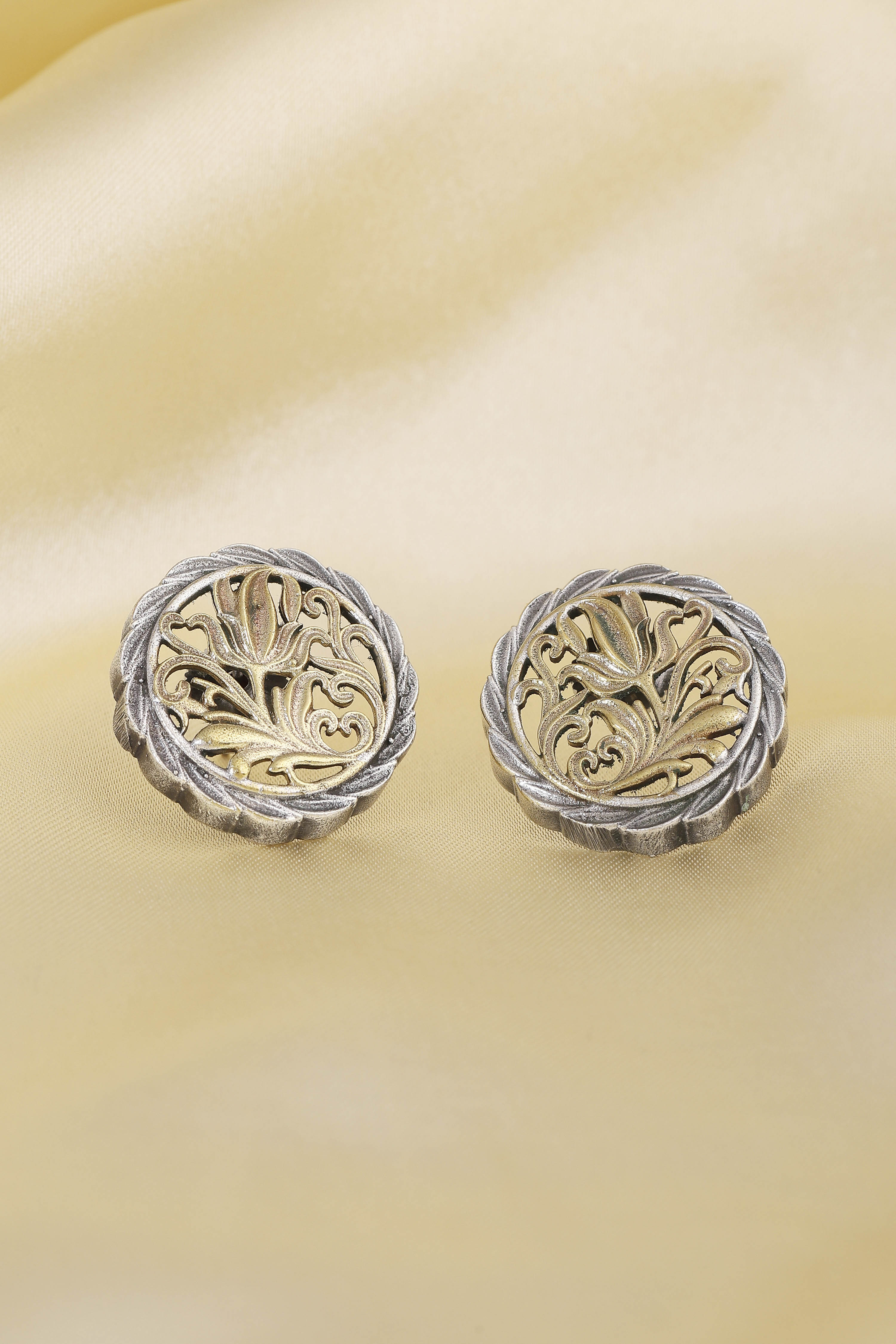 Gold & Silver Toned Brass Oxidized Studs image number 0